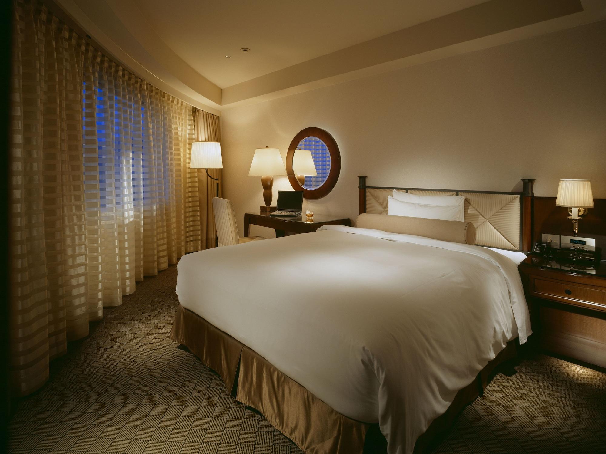 Miyako Hotel Gifu Nagaragawa Exterior photo A bedroom at the Four Seasons Hotel