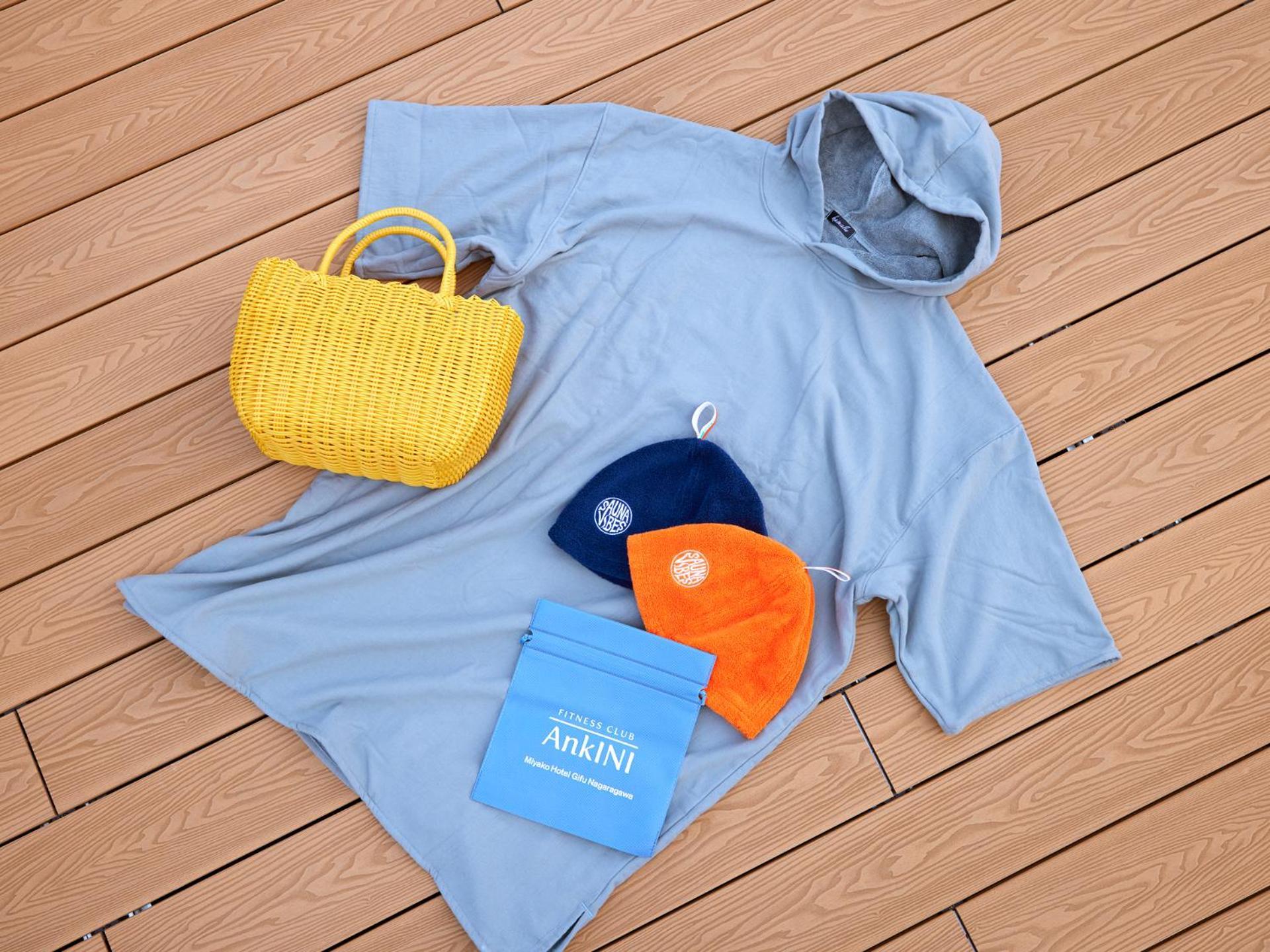 Miyako Hotel Gifu Nagaragawa Exterior photo A blue sun shirt